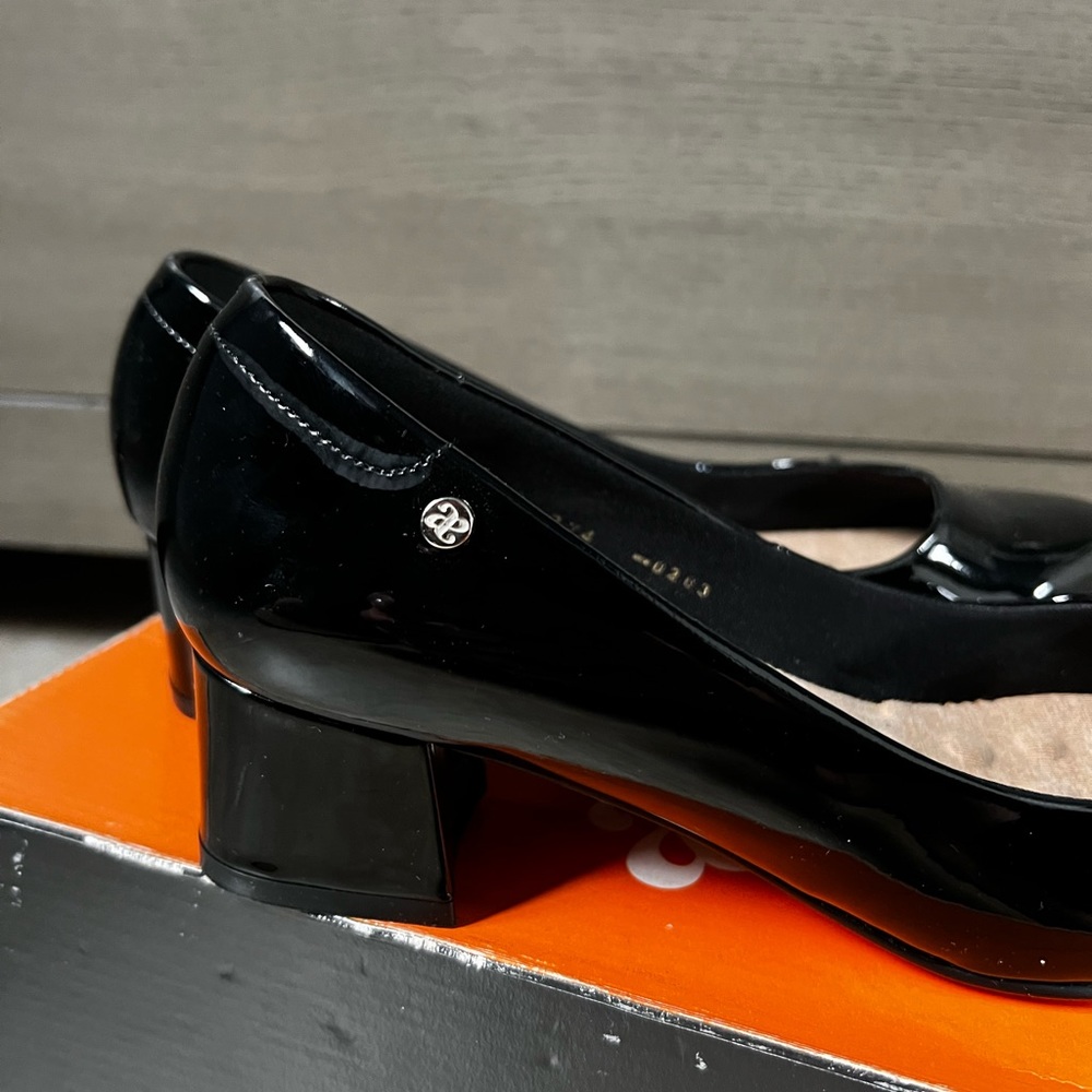 ANDREA heels - Picture 5 of 7